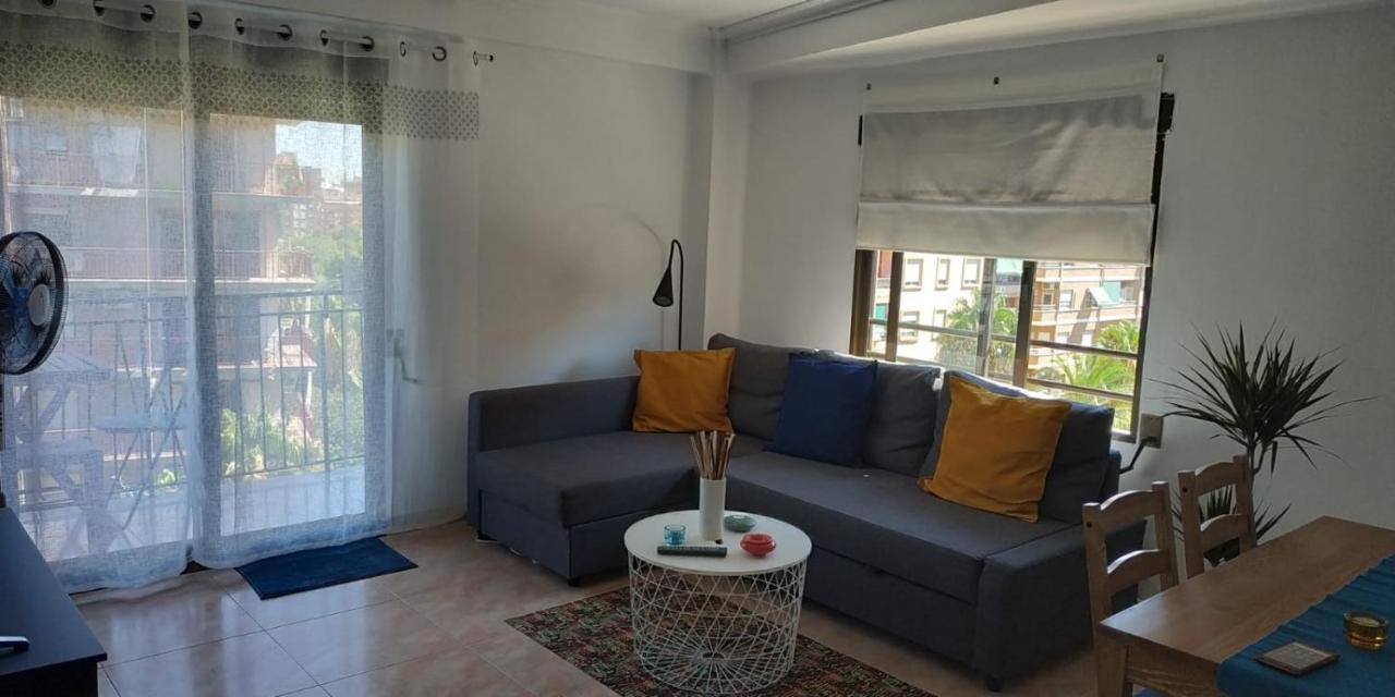 Ferienwohnung Cozy & Bright Flat At The Entrance Of Old Valencia Exterior foto